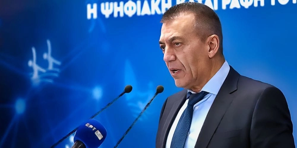 Ο Γιάννης Βρούτσης