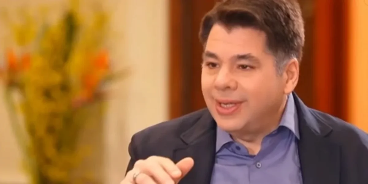 Ο Τζoρτζ Τσούνης