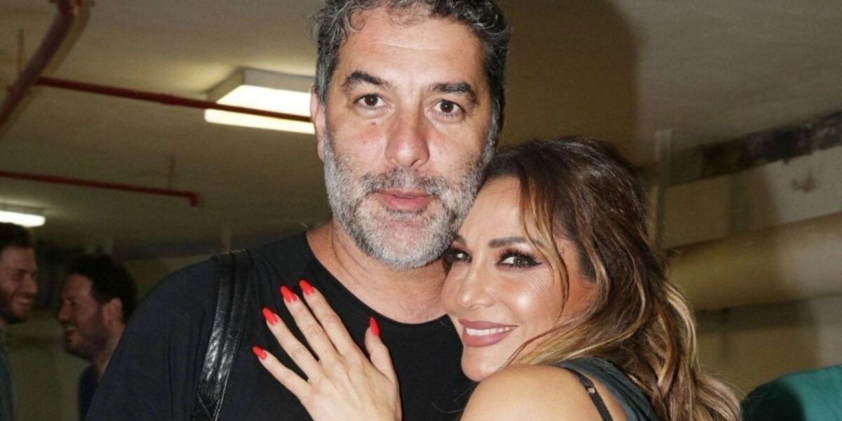 Δέσποινα Βανδή Βασίλης Μπισμπίκης