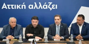 Ο Νίκος Χαρδαλιάς με τους δημάρχους Καλλιθέας, Αλίμου και Παλαιού Φαλήρου