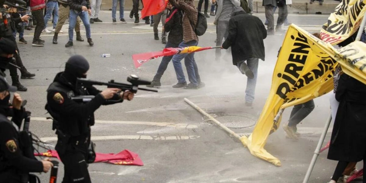 Κωνσταντινούπολη - Πρωτομαγιά