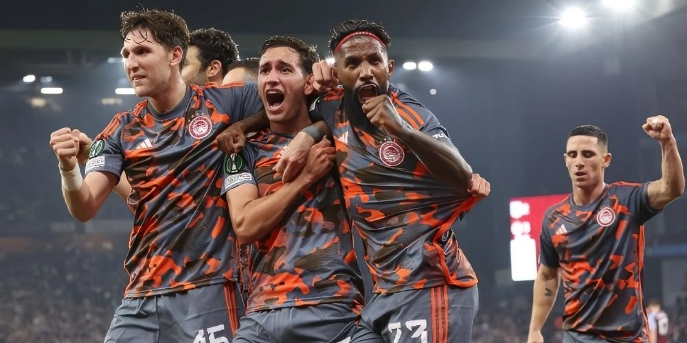 Ολυμπιακός στο Βίλα Παρκ