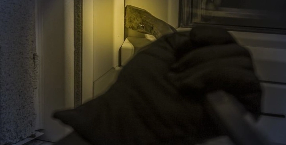 Διαρρήξεις σε καταστήματα