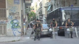 Επιχειρήσεις της ΕΛΑΣ σε υπό κατάληψη κτήρια σε Κυψέλη και Εξάρχεια