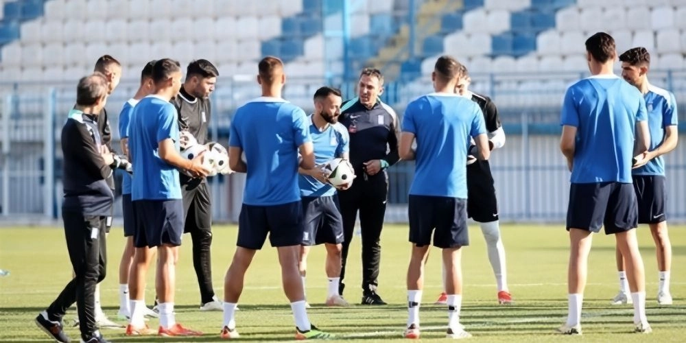 Πρώτη προπόνηση της εθνικής ομάδας στο Ντίσελντορφ