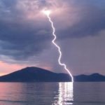 Καιρός: «Καμπανάκι» μετεωρολόγων για βροχές και καταιγίδες - 19 περιοχές στο «μάτι» του κυκλώνα