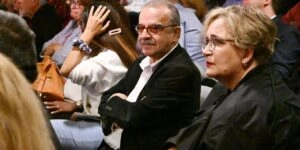 Γιάννης Ματζουράνης