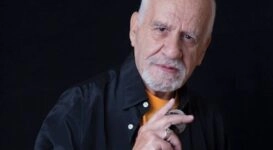 Κωστής Νομικός