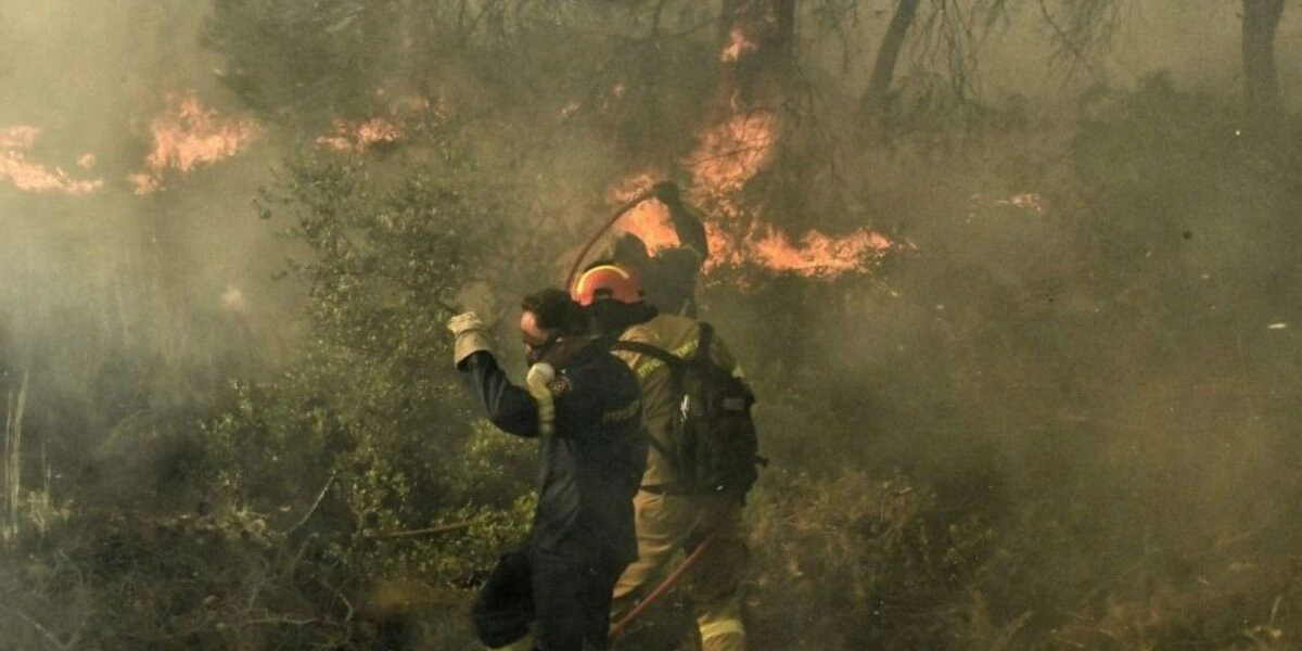 Φωτιά στην Κορινθία