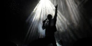 Ο τραγουδιστής κατηγορείται για φοροδιαφυγή 1,5 εκ. ευρώ