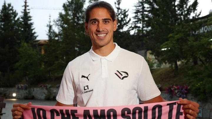 Ο Δημήτρης Νικολαόυ στη Παλέρμο/ΑΠΕ - ΜΠΕ