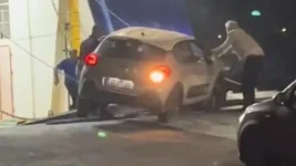 Στιγμιότυπο από το περιστατικό στο λιμάνι της Άνδρου