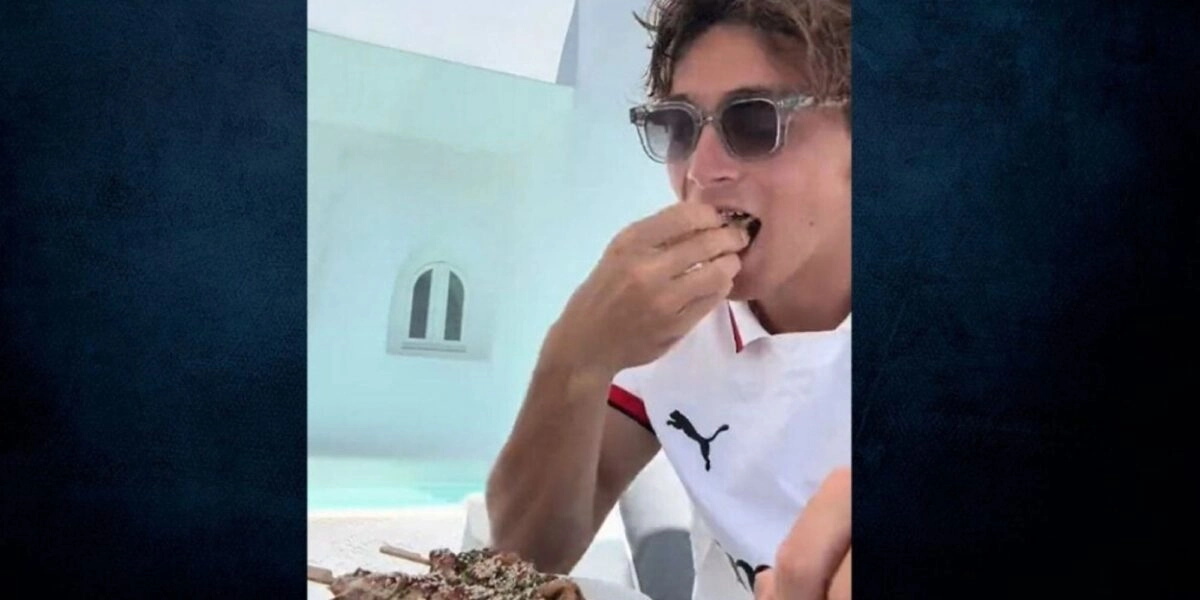 Αρμάντ Ντουπλάντις στη Σαντορίνη