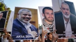 Το συλλαλητήριο στην Αγία Σοφία/ΑΠΕ - ΜΠΕ