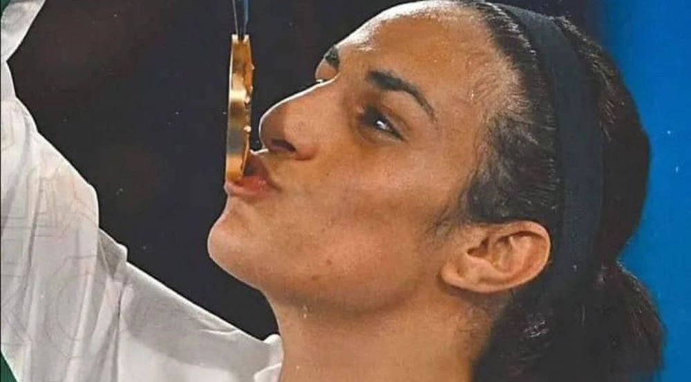 Η χρυσή Ολυμπιονίκης Ιμανέ Κελίφ