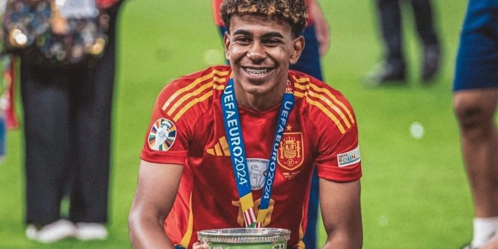 Λαμίν Γιεμάλ