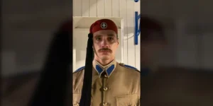 Εύζωνας δακρύζει