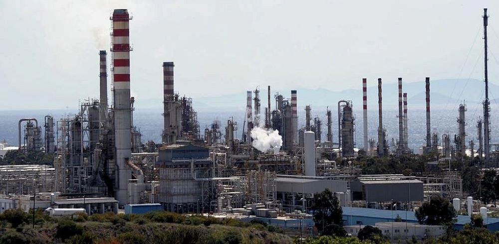 Φωτιά στη Motor oil