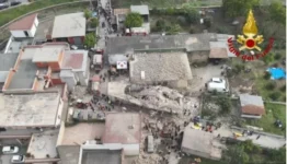 Κατάρρευση κτιρίου στην Νάπολι