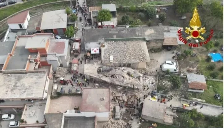Κατάρρευση κτιρίου στην Νάπολι