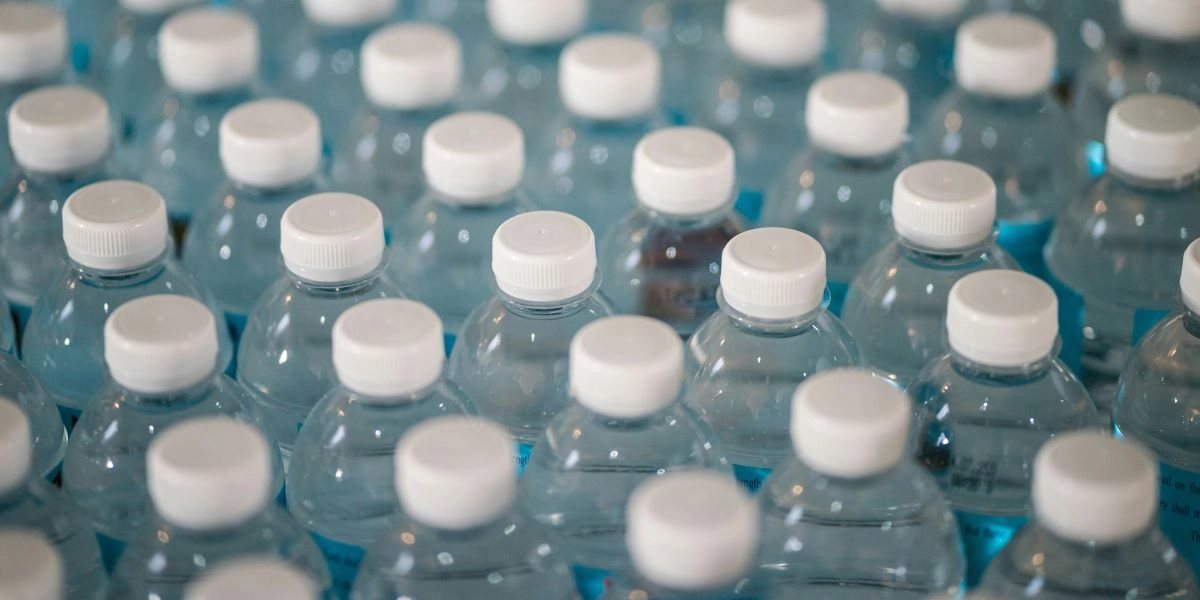 Πλαστικά μπουκάλια