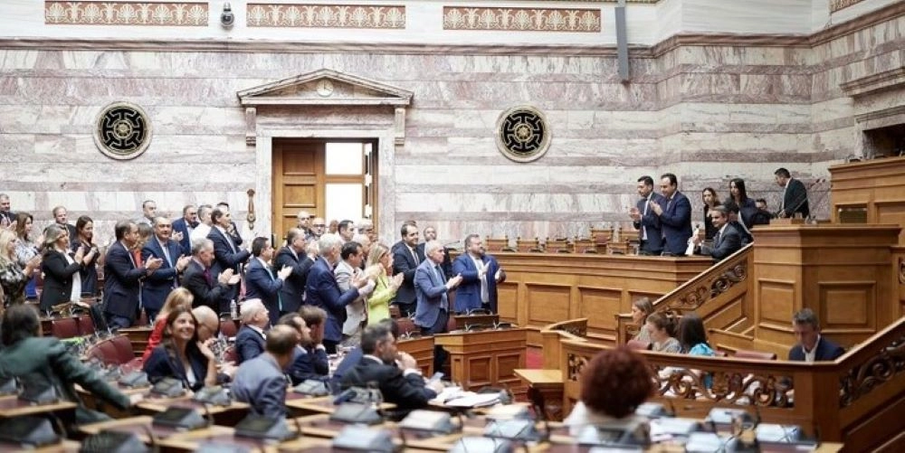 Ψήφιση νομοσχεδίου για το κτηματολόγιο