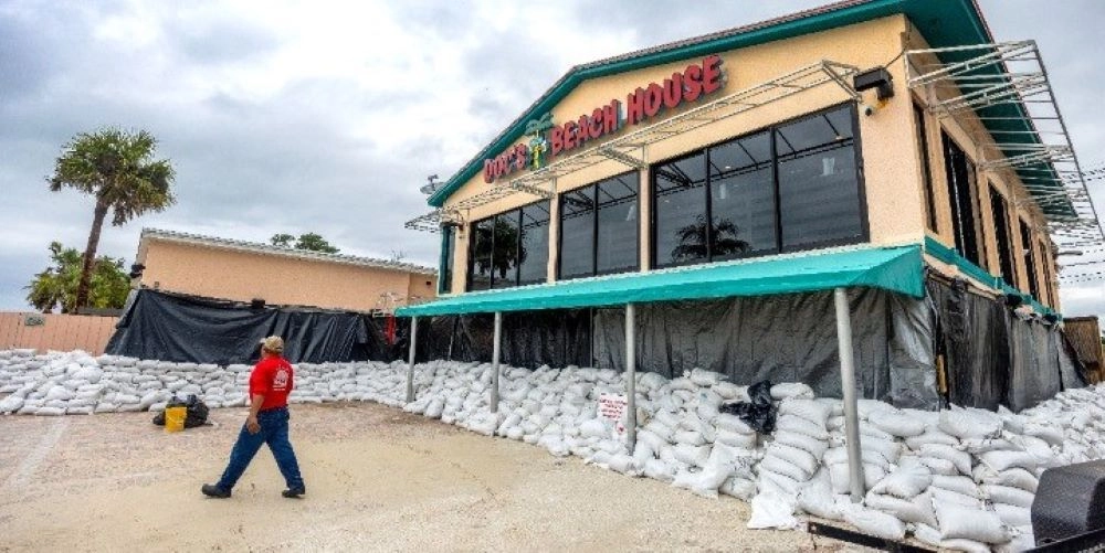 Προετοιμασίες για τον τυφώνα Μίλτον στη Φλόριντα