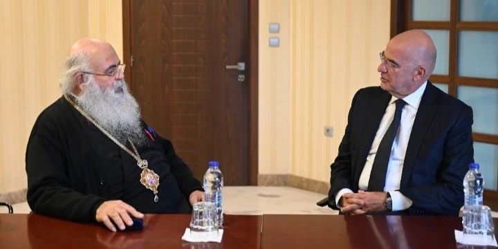 Αρχιεπίσκοπος Κύπρου-Νίκος Δένδιας