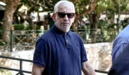 Πέτρος Φιλιππίδης