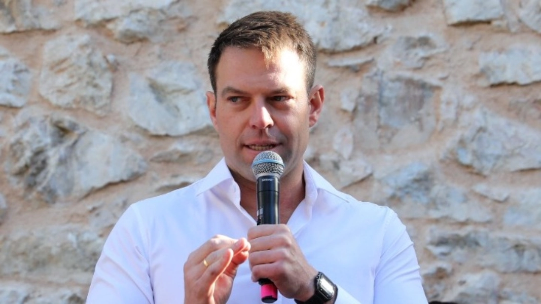 Κασσελάκης: Ο Τσίπρας μου έλεγε «γιατί δεν κλείνεις Αυγή και Κόκκινο» – Βρήκα άδεια ταμεία στον ΣΥΡΙΖΑ