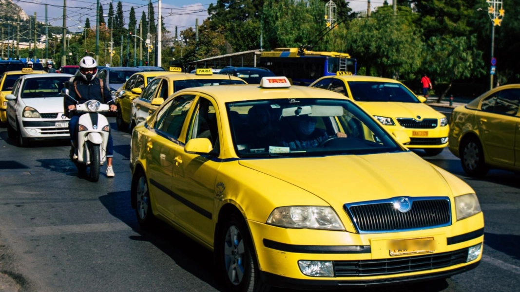 Μοσχάτο: Οδηγός ταξί παρέσυρε 46χρονη