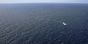 Σκάφος στη θάλασσα