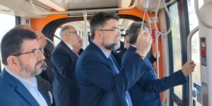 Βασίλης Οικονόμου