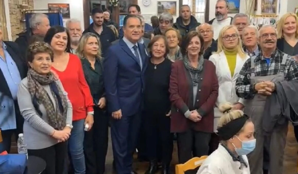 Ο Άδωνις Γεωργιάδης σε ΚΑΠΗ