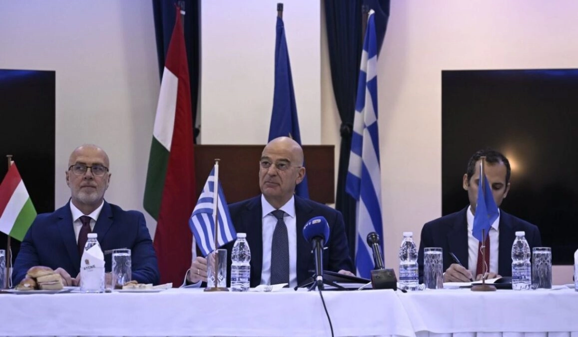 Νίκος Δένδιας