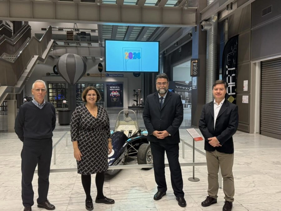 Βασιλης Οικονομου