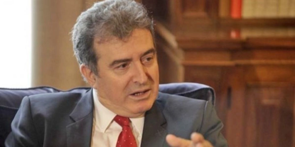 Χρυσοχοΐδης για Σύρο: Θα συλλαμβάνεται όποιος επιχειρεί να εμποδίσει πολίτες τρίτων χωρών να εισέλθουν νόμιμα στη χώρα