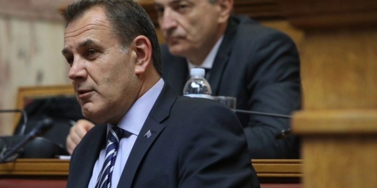 Υπογραφή συμβάσεων για την παροχή μεταφραστών από το υπουργείο Μετανάστευσης