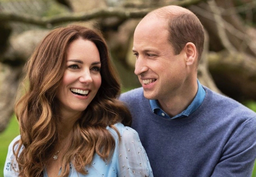 Η τρυφερή χριστουγεννιάτικη κάρτα του πρίγκιπα Ουίλιαμ και της Κέιτ Μίντλετον μετά τη δύσκολη χρονιά