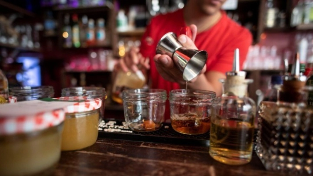 Ανησυχία για την υπερβολική κατανάλωση αλκοόλ από ανήλικους