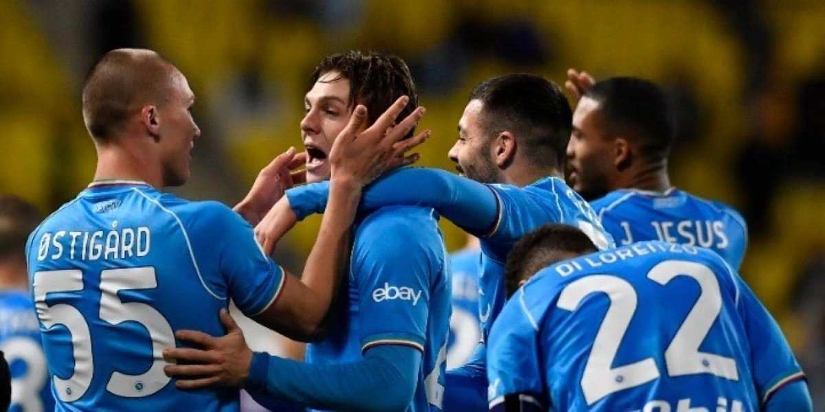 Έμειναν στην ισοπαλία Βενέτσια και Έμπολι, εμφατικό διπλό η Νάπολι-Τα χθεσινά αποτελέσματα στη Serie A