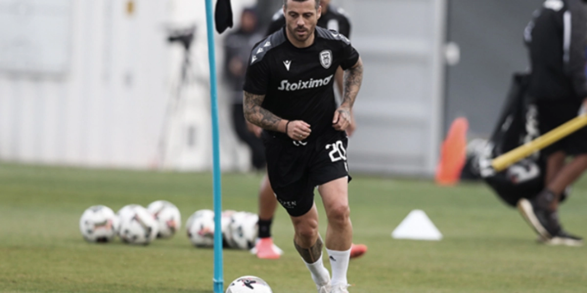 Αντρέ Βιεϊρίνια για τα Τέμπη: «Για τα παιδιά που δεν έφτασαν ποτέ, γιατί θα μπορούσε να ήμουν εγώ ή εσύ»