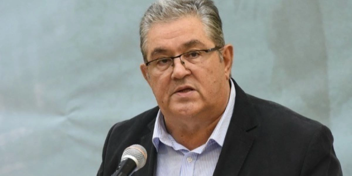 Κουτσούμπας: Δεν εστιάζουμε στο πρόσωπο του ΠτΔ ο οποίος λειτουργεί ως θεματοφύλακας της κυρίαρχης πολιτικής