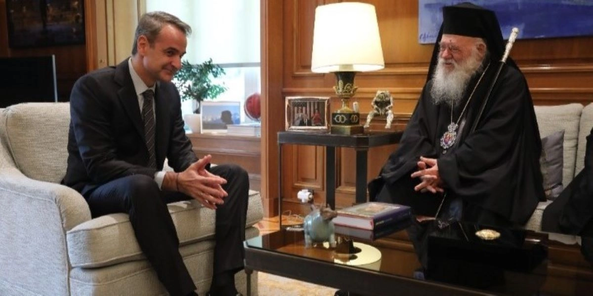 Ολοκληρώθηκε η συνάντηση Μητσοτάκη-Ιερώνυμου – Τι συζήτησαν