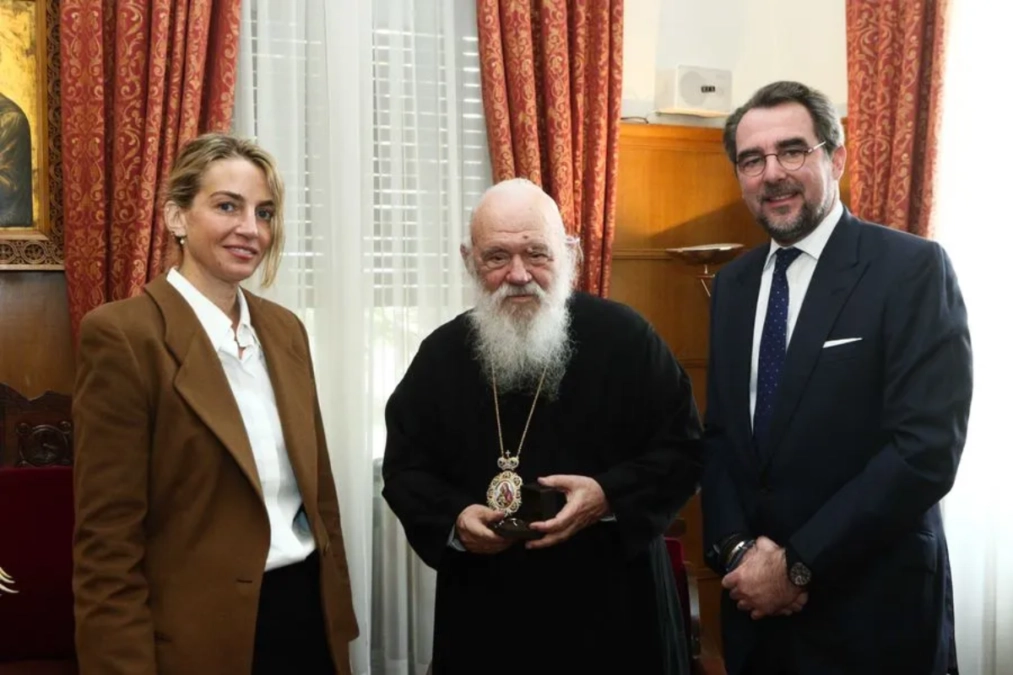 Νικόλαος Ντε Γκρες και Χρυσή Βαρδινογιάννη ζήτησαν την ευλογία του Αρχιεπισκόπου Ιερωνύμου