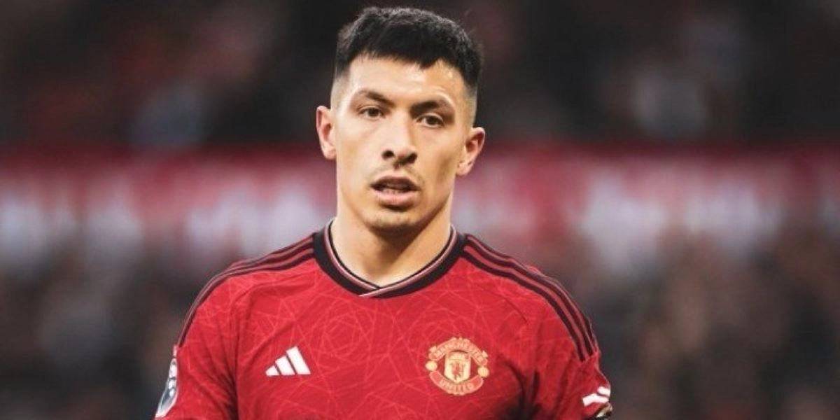 Μάντσεστερ Γιουνάιτεντ: Υπέστη ρήξη χιαστού ο Λισάντρο Μαρτίνες-Χάνει το υπόλοιπο της χρονιάς