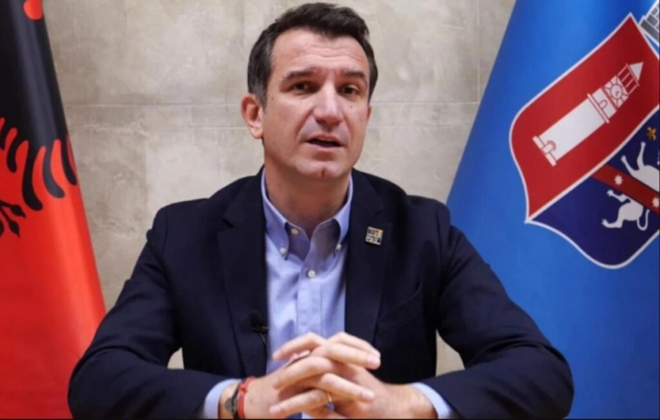 Αλβανία: Συνελήφθη ο δήμαρχος των Τιράνων, σε κατ’ οίκον περιορισμό η σύζυγός του – Κατηγορούνται για διαφθορά