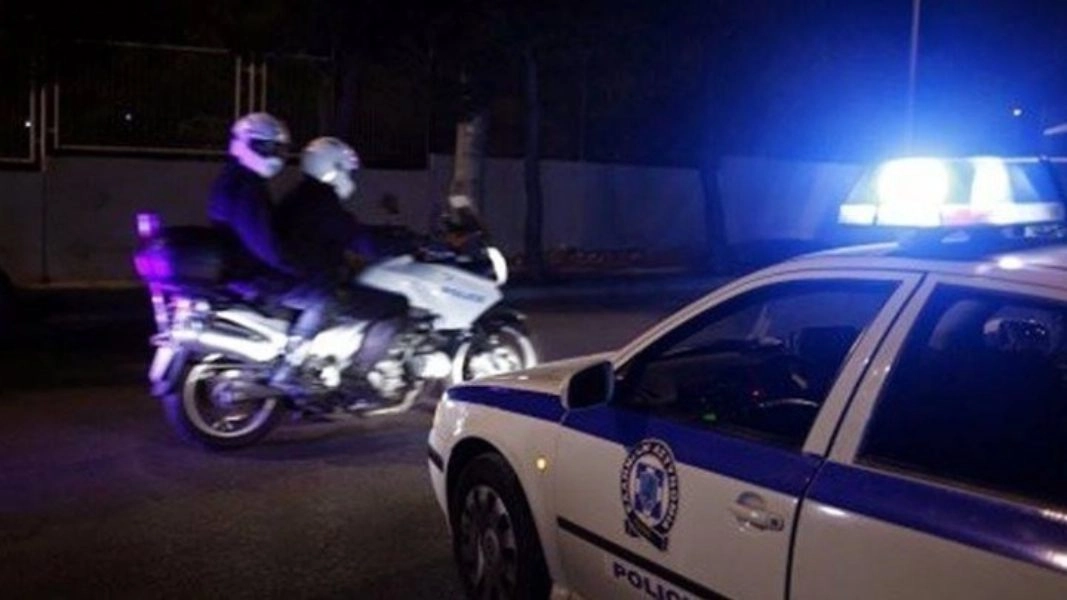 Κηφισιά: Στο νοσοκομείο οδηγός μηχανής έπειτα από καταδίωξη – Δεν σταμάτησε στο σήμα αστυνομικών