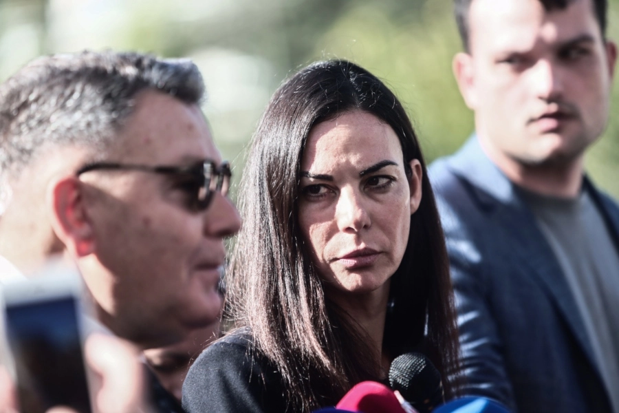 Εύη Βατίδου: «Αν ονομάσω αγάπη αυτό που ζούσα με τον Κούγια, έχω εκπαιδεύσει λάθος τα παιδιά μου