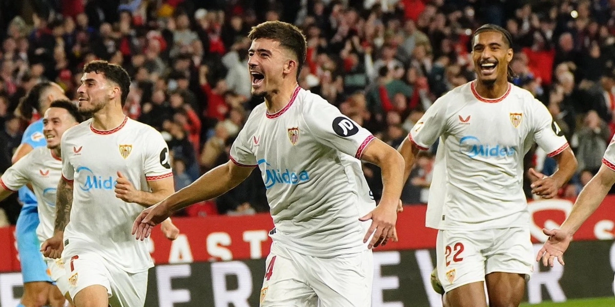 Σεβίλλη-Μαγιόρκα 1-1: «Έκλεψε» το βαθμό στις καθυστερήσεις με γκολ του Βάλιεντ και έμεινε ενεργά στη «μάχη» της Ευρώπης η ομάδα του Αρασάτε